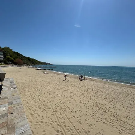 Sun Coast By The Sea Apartament *