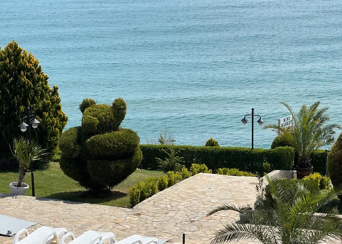 Sun Coast By The Sea Apartament